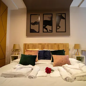 Apartment R101- Cosy And Stylish With King Size Bed- Belvedere, Casablanca
